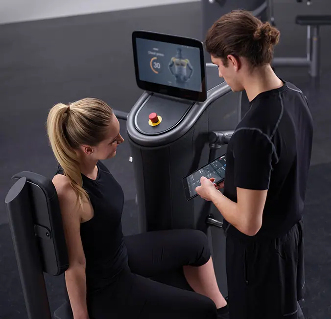 E-gym : coach sportif motive son élève